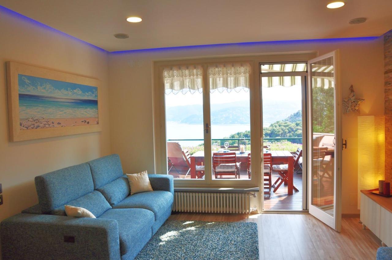 Una Spettacolare Vista Mare - Casa Con Jacuzzi แบร์เจจจี ภายนอก รูปภาพ