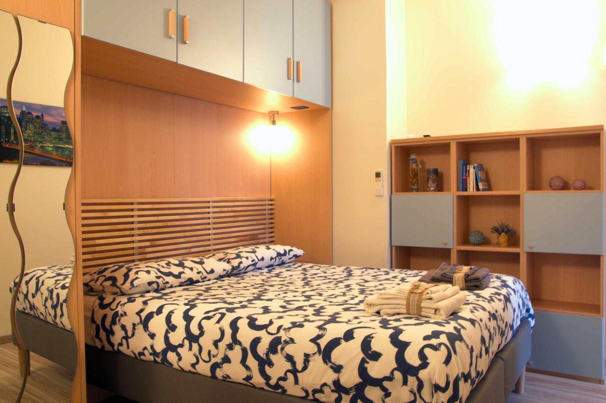 Una Spettacolare Vista Mare - Casa Con Jacuzzi แบร์เจจจี ภายนอก รูปภาพ