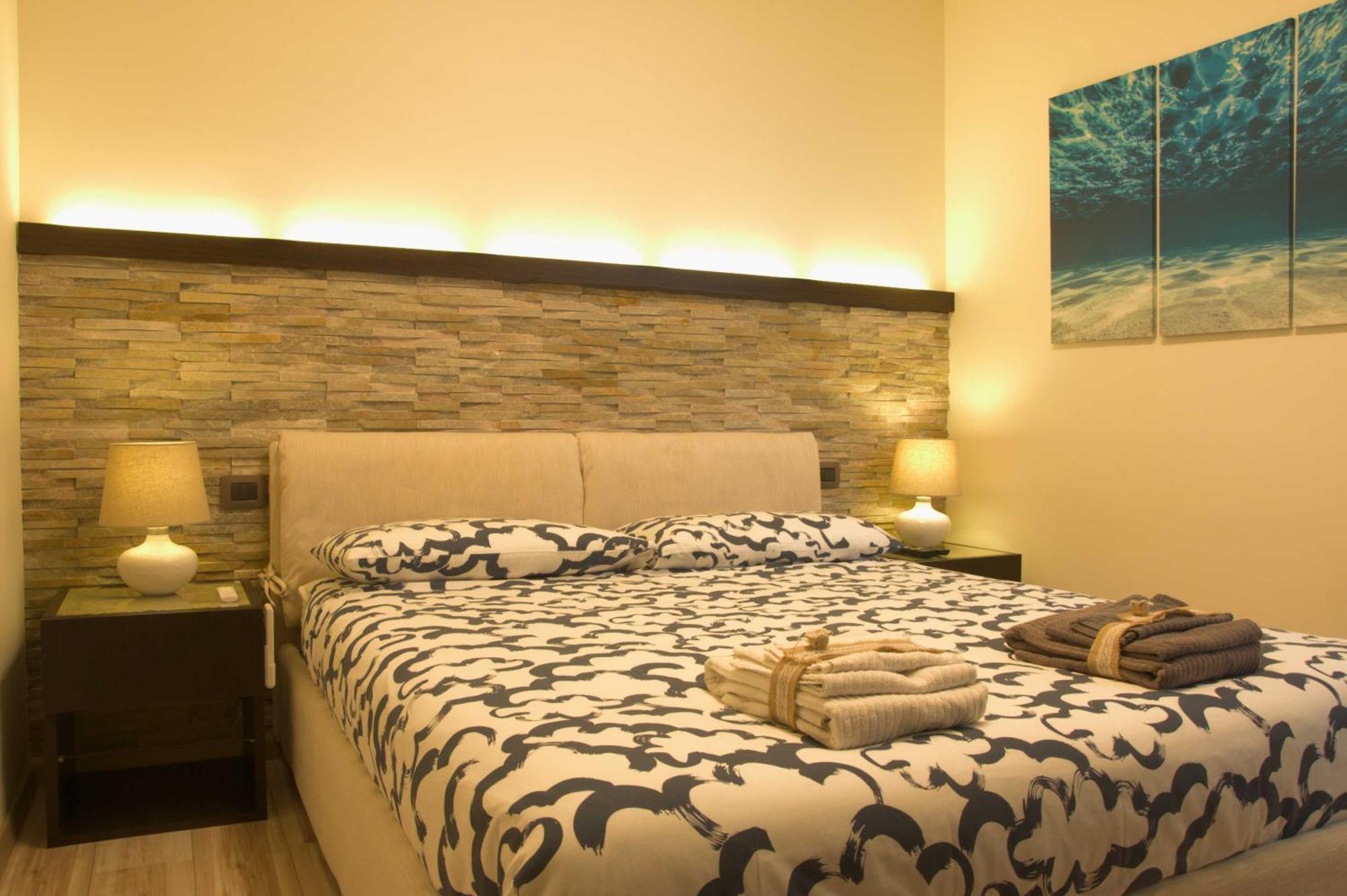 Una Spettacolare Vista Mare - Casa Con Jacuzzi แบร์เจจจี ภายนอก รูปภาพ